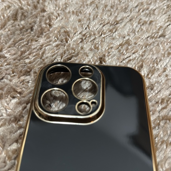 iPhone 16 pro cases - Picture 5 of 11